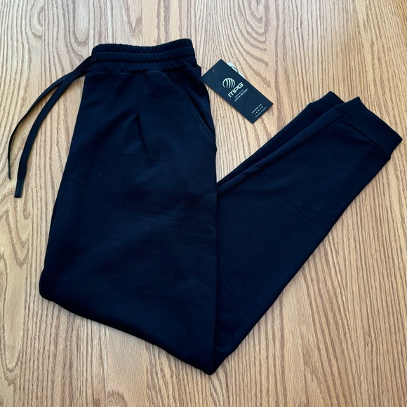MPG Serene High Waisted Pleated Jogger X-Small - Picture 14 of 14